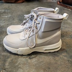 Nike Air Max Goaterra 2.0 Big Kids' All Weather Boots 7